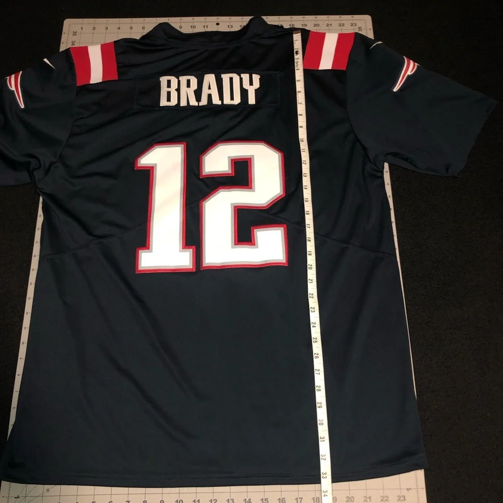 Tom Brady. New England Patriots NFL Jersey and New Era Beanie. Size XXL. - Picture 15 of 15